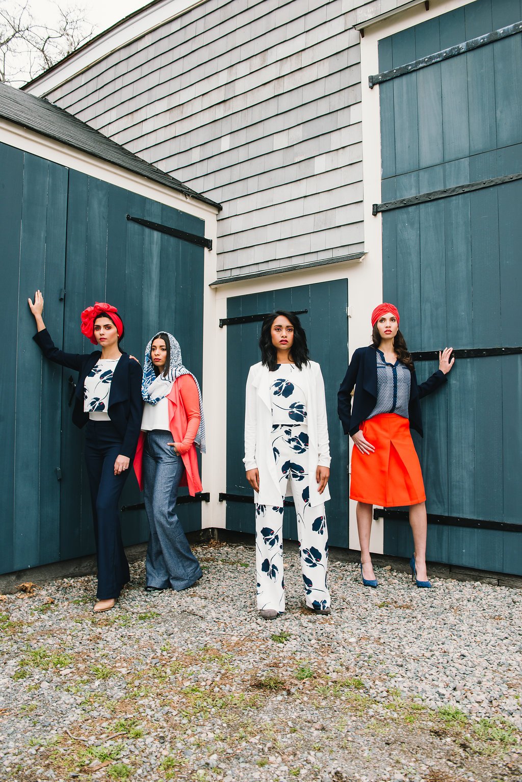 Yvonne Cardigan- Coral - Reina Valentina