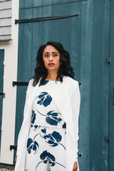 Yvonne Cardigan-White - Reina Valentina