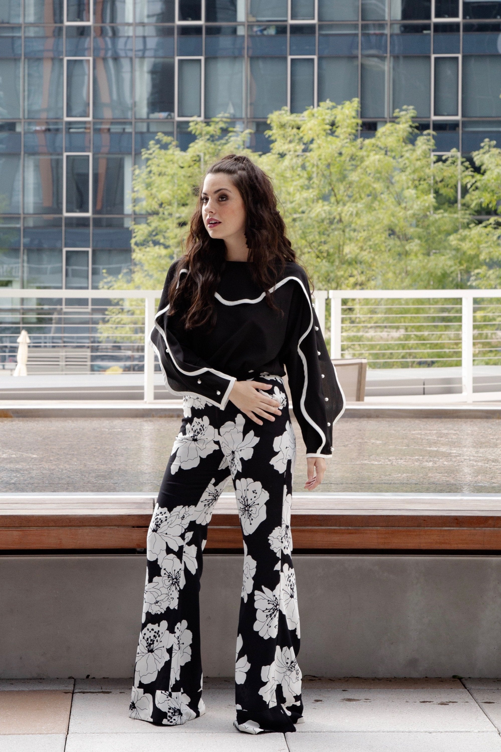 Wavelength Top w/ Pearl Buttons - Reina Valentina