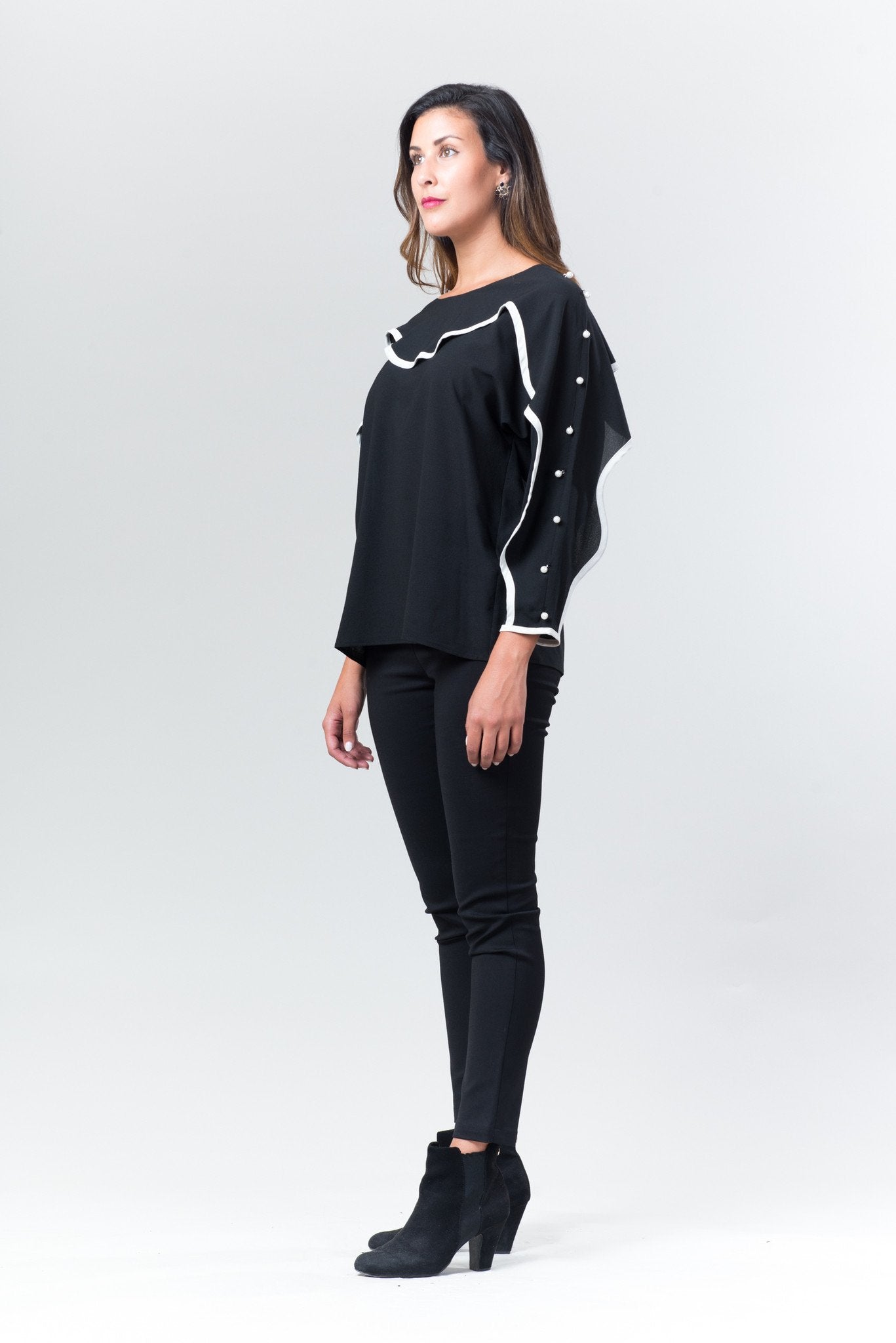 Wavelength Top w/ Pearl Buttons - Reina Valentina