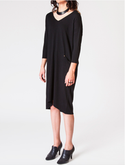Raven Sweater Dress - Black - Reina Valentina