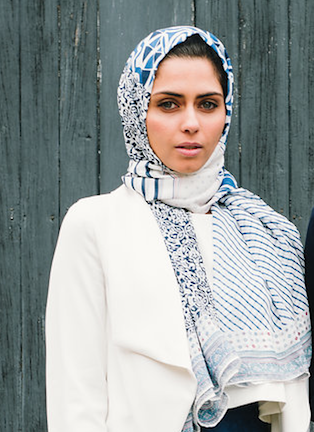 MOD SCARF - Reina Valentina