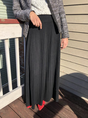 Cordion Ribbed Maxi Skirt - Black - Reina Valentina